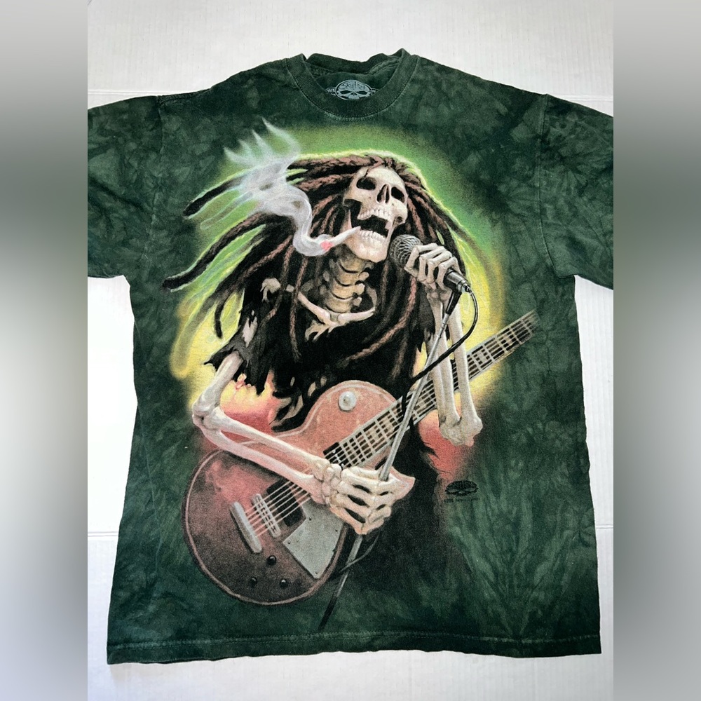 Vintage Skulbone Bob Marley T Shirt Size medium RARE PRINT IN mint condition